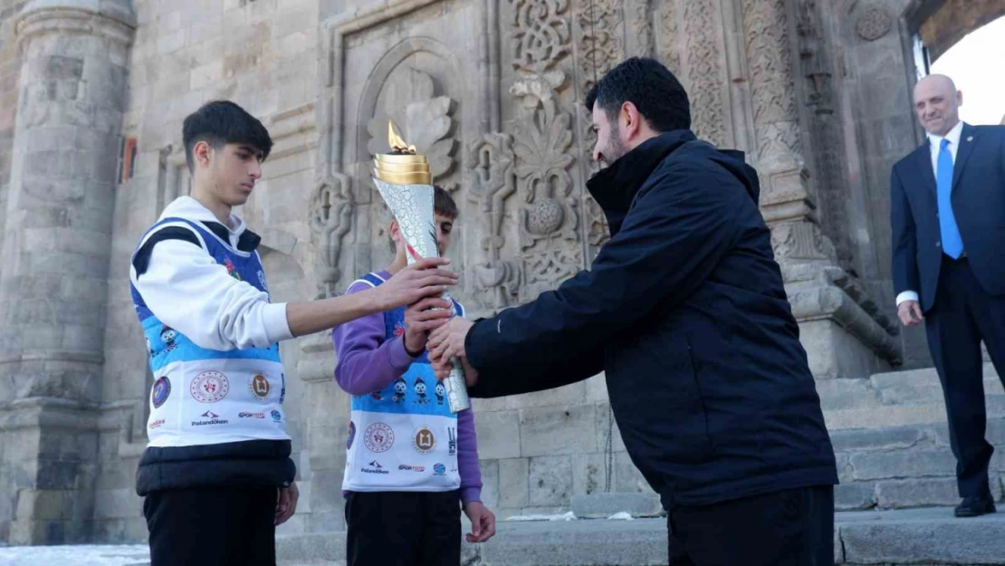 20. Kış Deaflympics Olimpiyat Oyunları meşalesi yakıldı