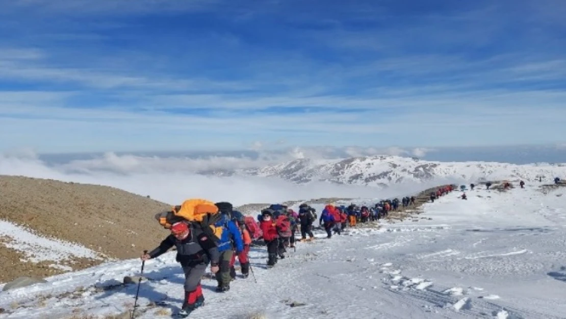 28'inci Sütdonduran Kampı ve Erciyes zirve tırmanışı 30-31 Temmuz'da