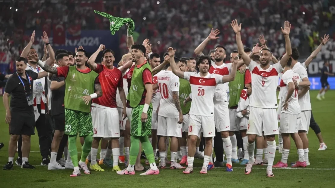 A Milli Futbol Takımı yarı final için Hollanda karşısında