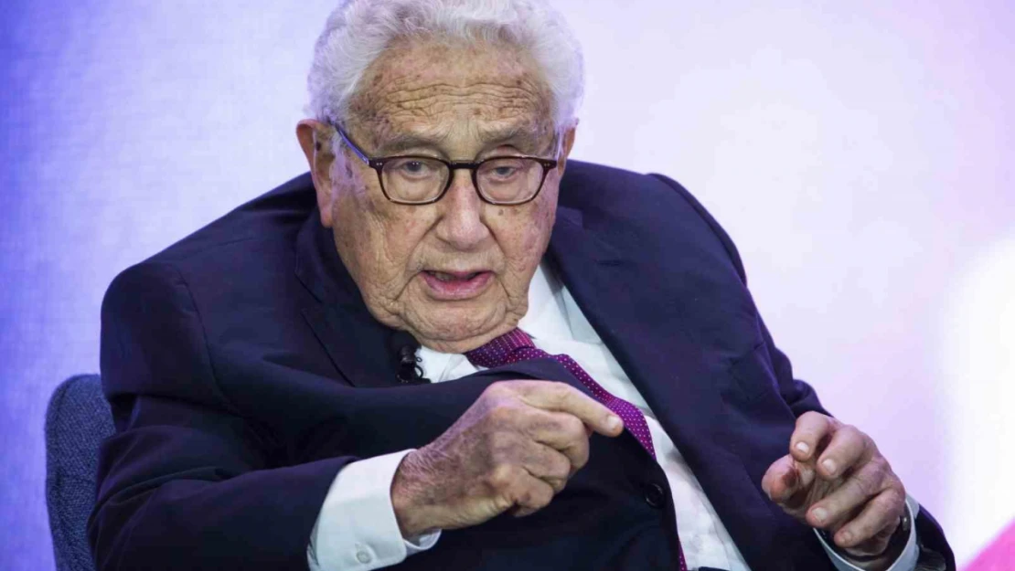 ABD'nin savaş suçlusu eski bakanı Kissinger 100 yaşında hayatını kaybetti