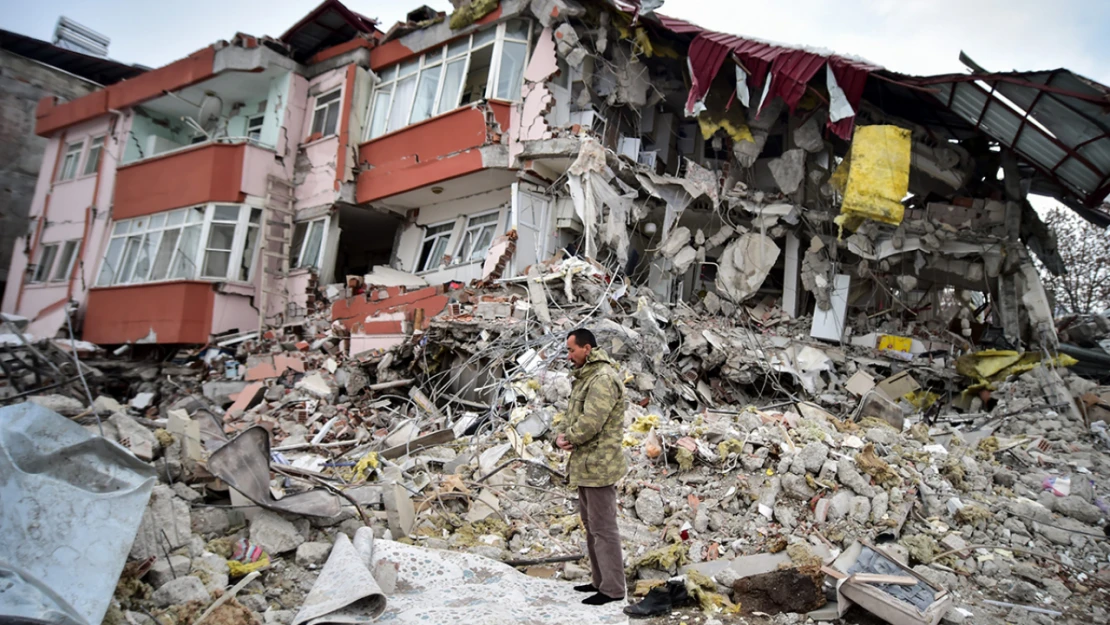 AK Parti'den deprem kanun teklifi