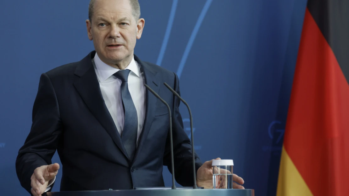 Almanya Başbakanı Scholz'a kitap fuarında Gazze protestosu