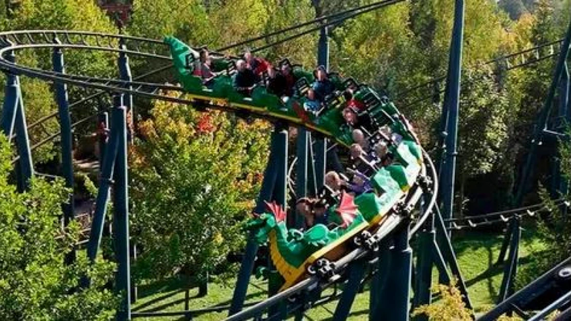 Almanya'nın en büyük tema parkında gösteri sırasında kaza: 7 yaralı