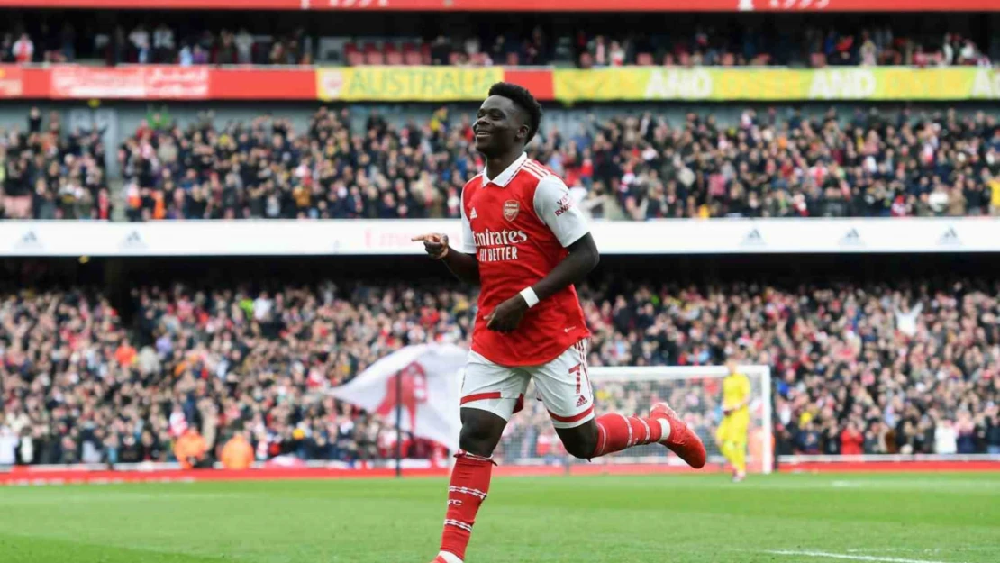 Arsenal, Bukayo Saka'nın sözleşmesini 2027'ye kadar uzattı
