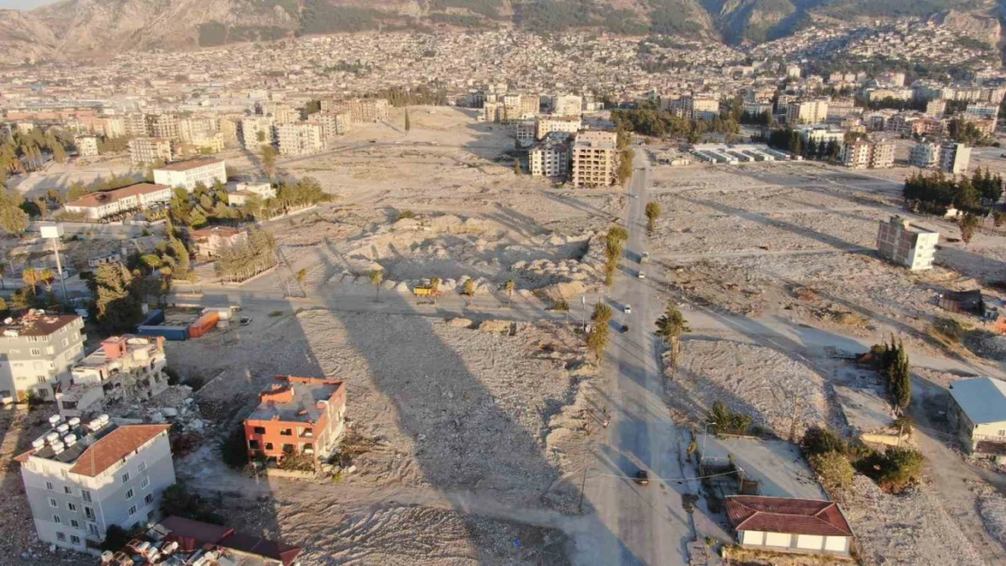 Hatay'da 46 bin 600 binanın enkazı kaldırıldı