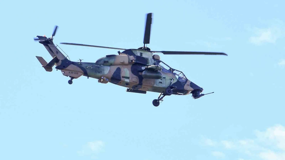 Avustralya'da askeri helikopter düştü: 4 kayıp