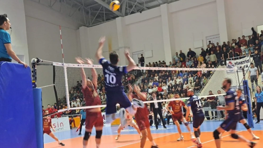 AXA Voleybol Efeler Ligi: TÜRŞAD: 0 - Galatasaray: 3