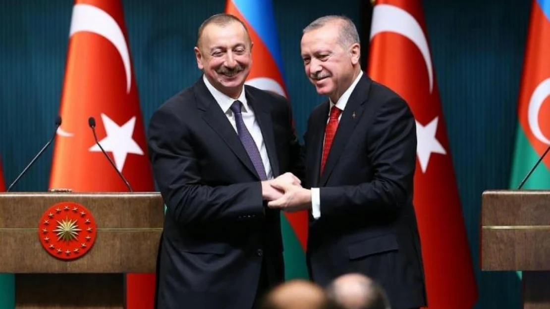 Azerbaycan Cumhurbaşkanı İlham Aliyev, 'Seçimlerdeki başarınız 20 yıl boyunca Türk halkı için gösterdiğiniz hizmetlerin tezahürüdür. Azerbaycan halkı seçimlerdeki zaferinize çok sevindi' dedi.