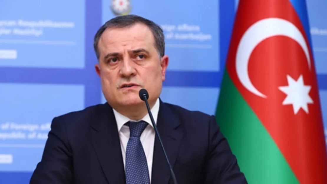 Azerbaycan Dışişleri Bakanı Bayramov, İranlı mevkidaşıyla ikili ilişkileri görüştü