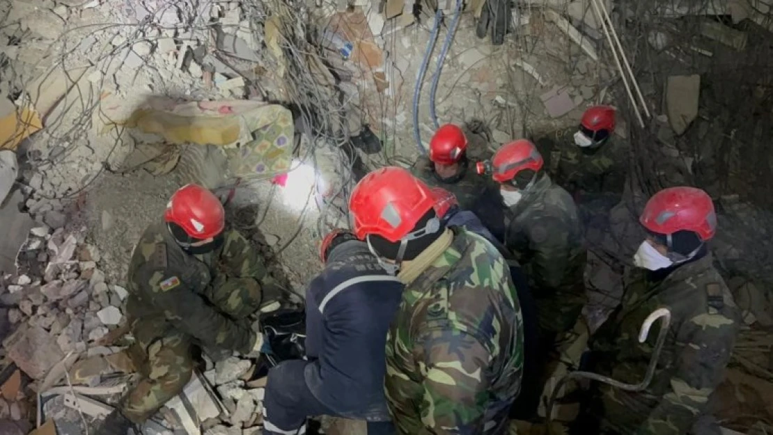 Azerbaycan ekibi Kahramanmaraş'ta 51 kişiyi enkazdan sağ çıkardı