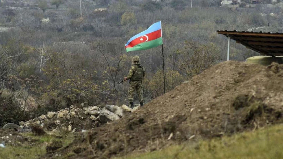 Azerbaycan Savunma Bakanlığı, Karabağ'da terörle mücadele operasyonları başlatıldığını duyurdu.