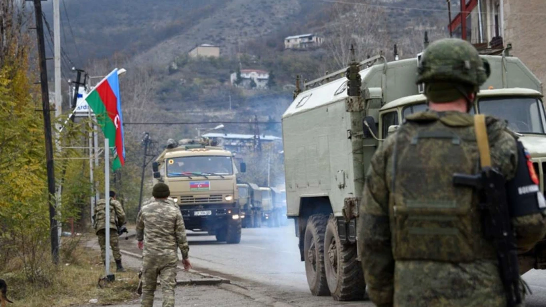 Azerbaycan, tutuklu 5 Ermeni askeri Ermenistan'a iade etti