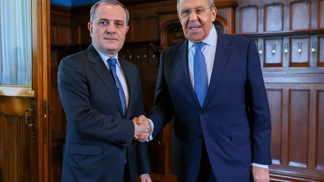 Azerbaycanlı Bakan Bayramov, mevkidaşı Lavrov ile görüştü