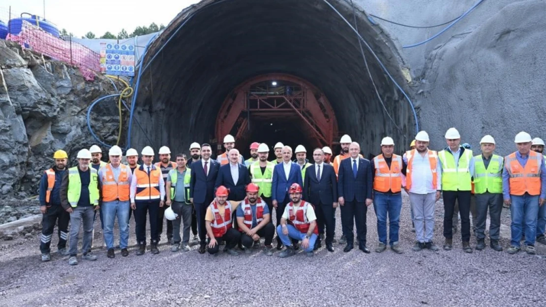 Bakan Uraloğlu: Sarıyer, Kilyos yolu 35 dakikadan 5 dakikaya inecek