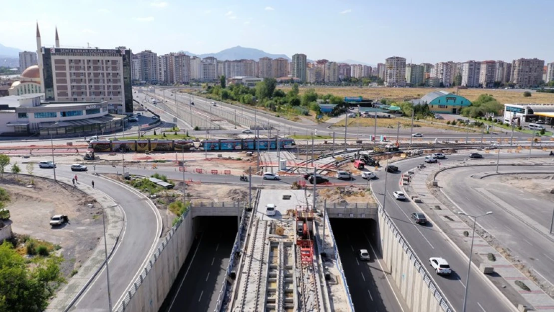 Başkan Büyükkılıç: &quotT2 tramvay hattı yeniden hizmete açıldı"