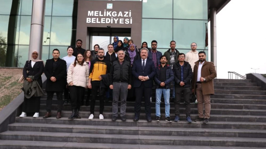 Başkan Palancıoğlu, Erasmus öğrencilerini ağırladı