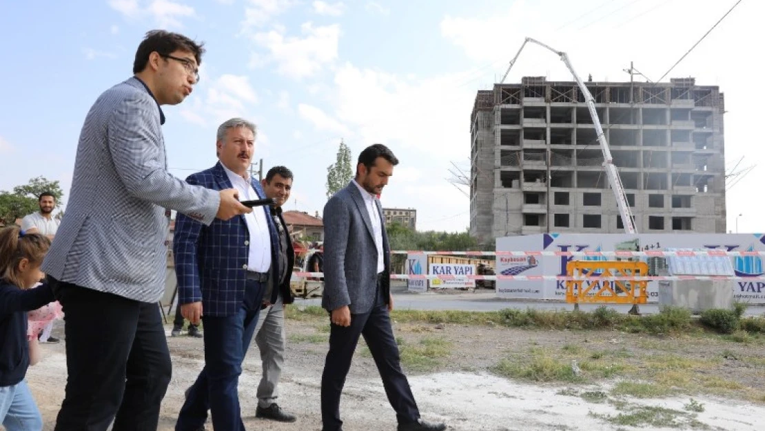 Başkan Palancıoğlu, Yıldırım Beyazıt yıkım çalışmalarına katıldı