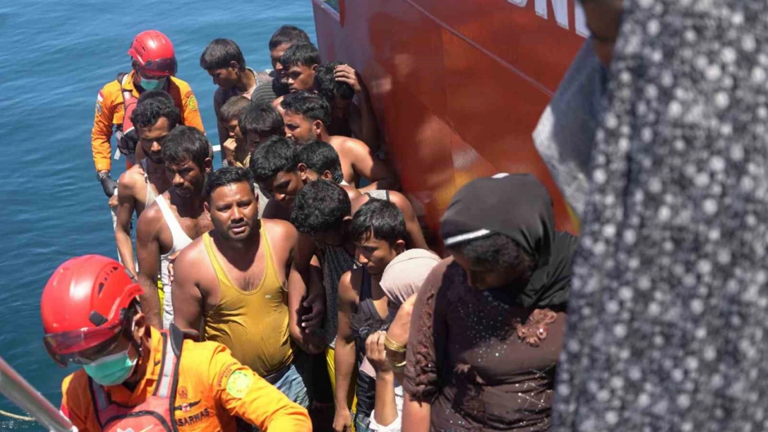 BM: Endonezya'daki tekne faciasında 76 Arakanlı Müslüman öldü veya kayıp