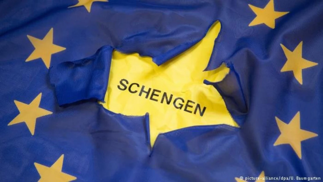 Bulgaristan ve Romanya, Schengen bölgesine katıldı