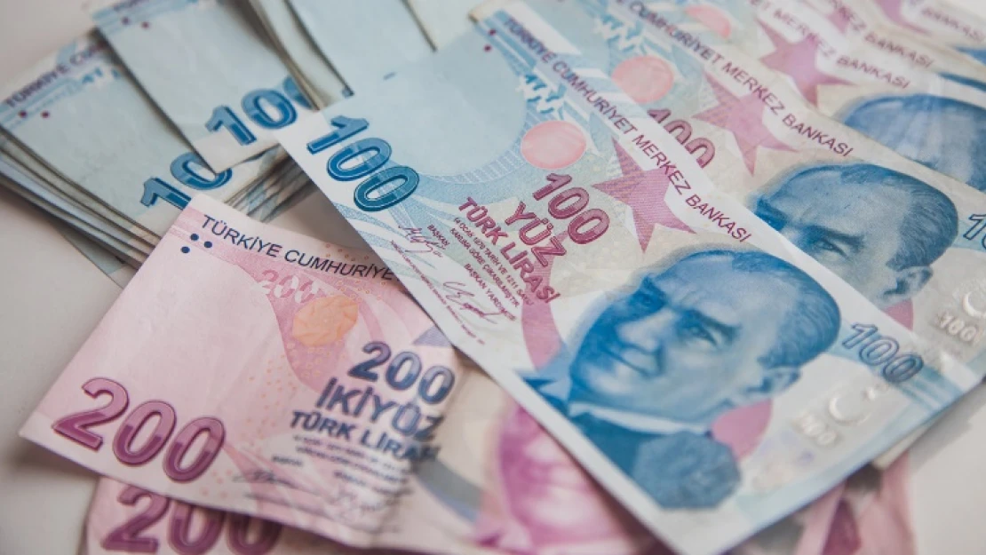 Bütçe Temmuz'da 64 milyar lira açık verdi