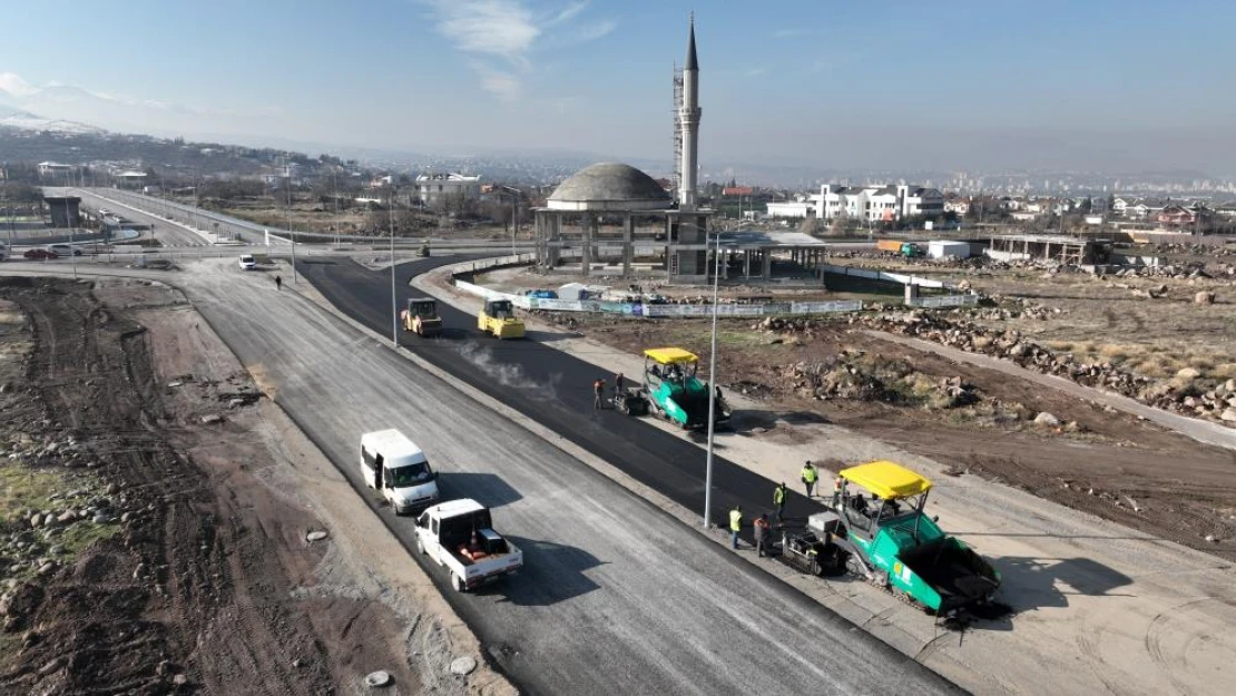 Büyükşehir'den 4,7 kilometrelik stratejik bir yol daha