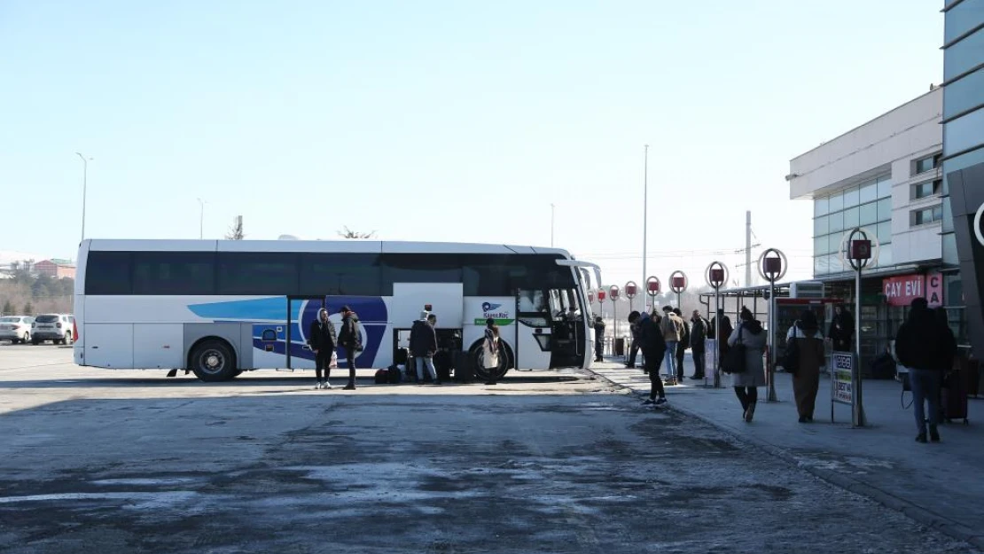 Büyükşehir, depremzedelere ücretsiz şehirlerarası ulaşım imkanı sağlıyor