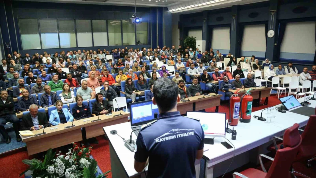 Büyükşehirden 'Yangın, deprem ve trafik kazaları' Eğitimi