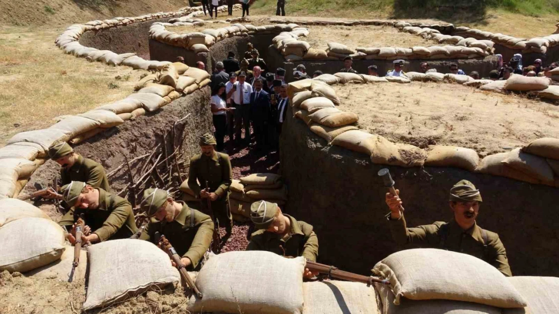 Çanakkale Savaşı siperlerde canlandırıldı