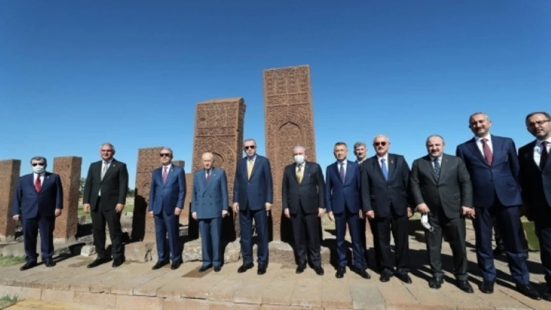 Cumhurbaşkanı Erdoğan Ahlat'ta