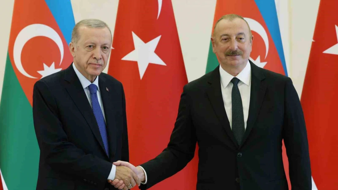 Cumhurbaşkanı Erdoğan, Aliyev ile baş başa görüştü