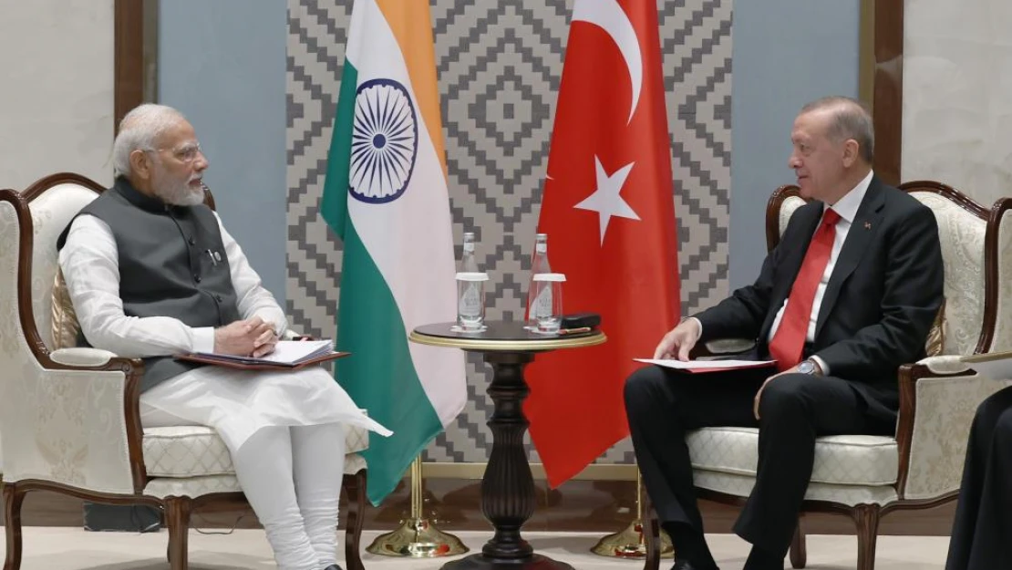 Cumhurbaşkanı Erdoğan, Hindistan Başbakanı Modi ile görüştü