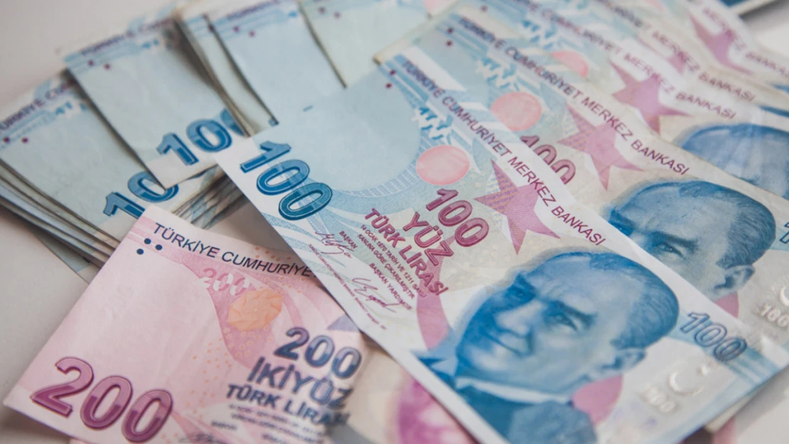 En düşük emekli aylığı teklifi kabul edildi ve yasalaştı
