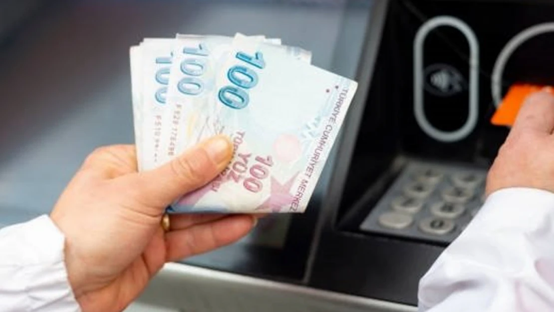 En düşük memur maaşını 22 bin 17 TL'ye çıkaran teklif Plan ve Bütçe Komisyonu'nda kabul edildi