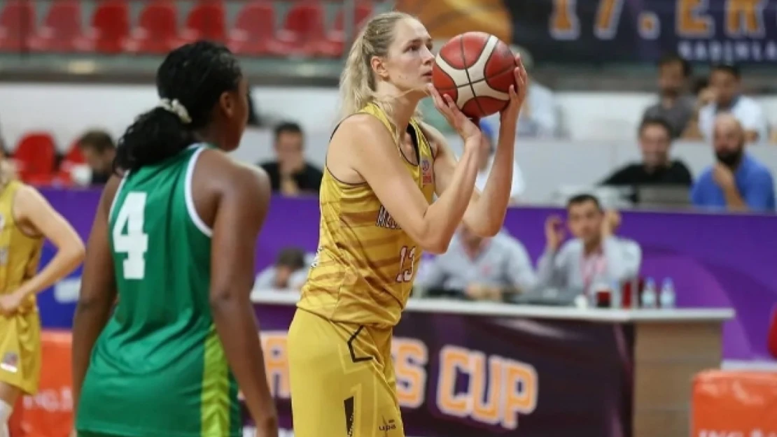 Erciyes Cup 2. Maç: İzmit Belediyespor: 95 - Bursa Uludağ Basketbol: 96