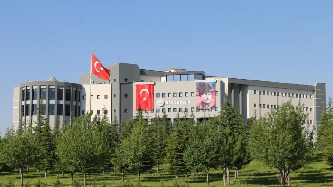 Erciyes Üniversitesi'nin Dünya Sıralamasında Büyük Başarısı