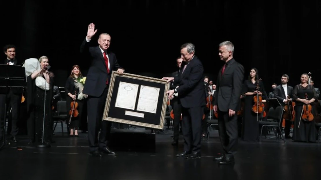 Erdoğan,  Draghi ile İtalyan-Türk Dostluk Zirvesi özel konserini izledi