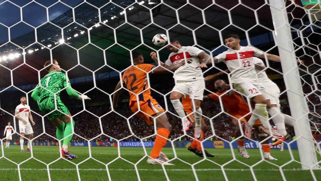 EURO 2024: Hollanda: 2 - Türkiye: 1 (Maç sonucu)