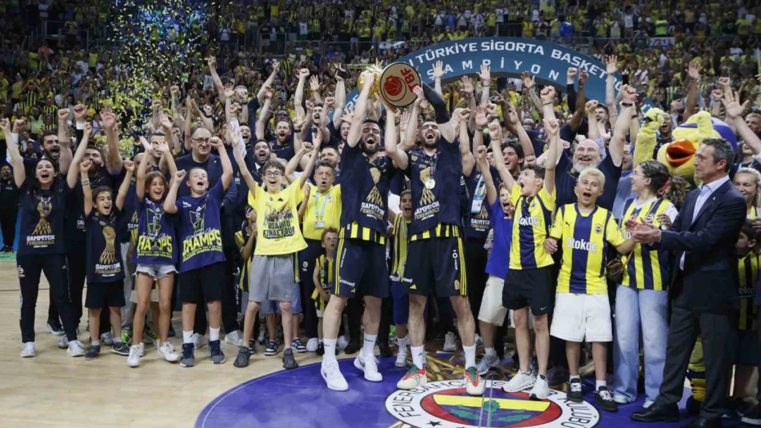 Fenerbahçe Beko, 12. şampiyonluğunu kazandı
