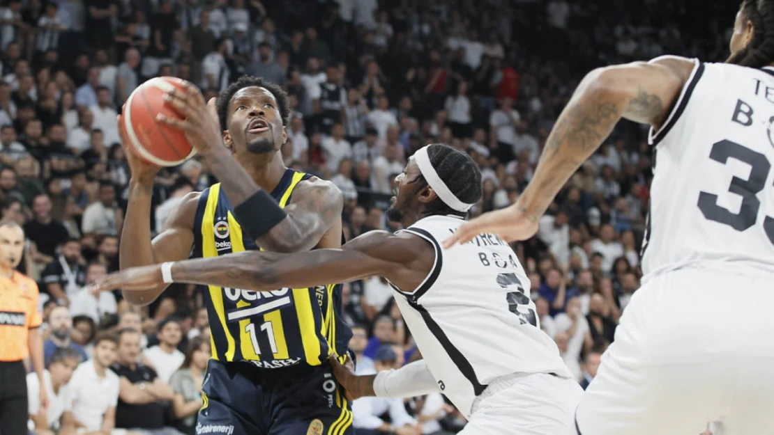 Fenerbahçe Beko seride durumu 3-1'e getirdi. (BJK: 87-91 :FB)