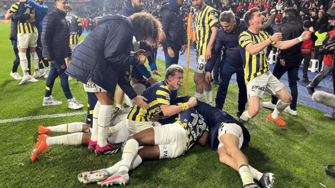 Fenerbahçe, deplasmanda yine geriden gelerek kazandı