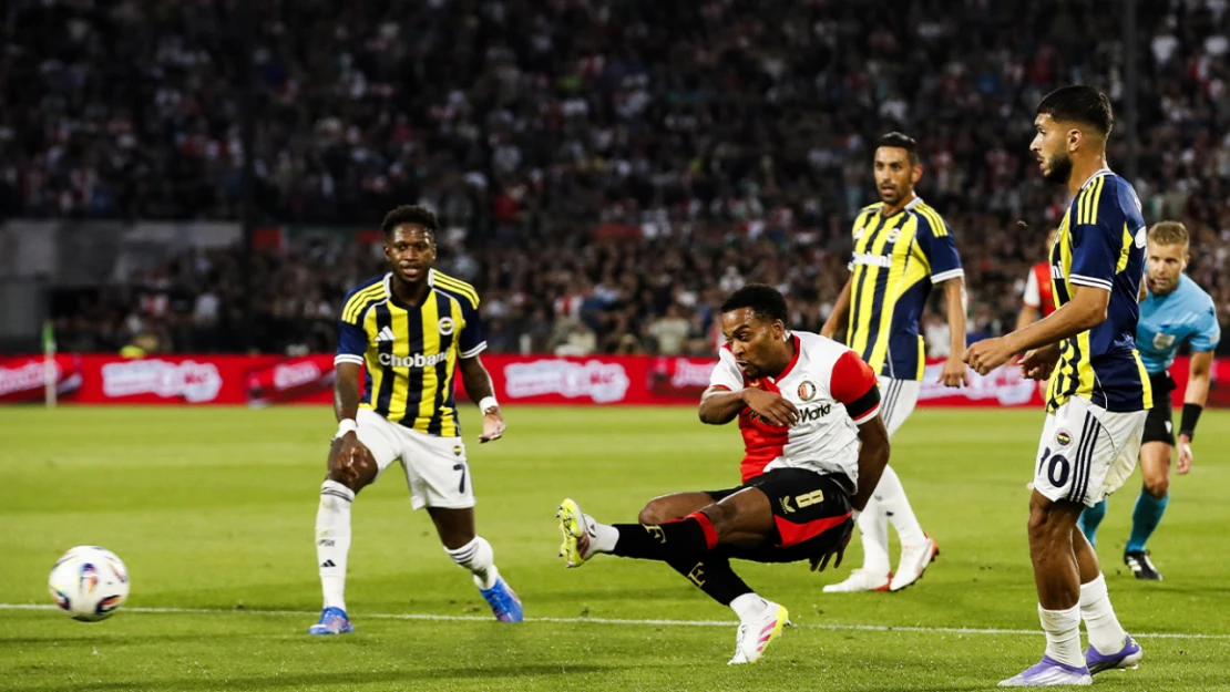 Fenerbahçe Hollanda'da Mağlup