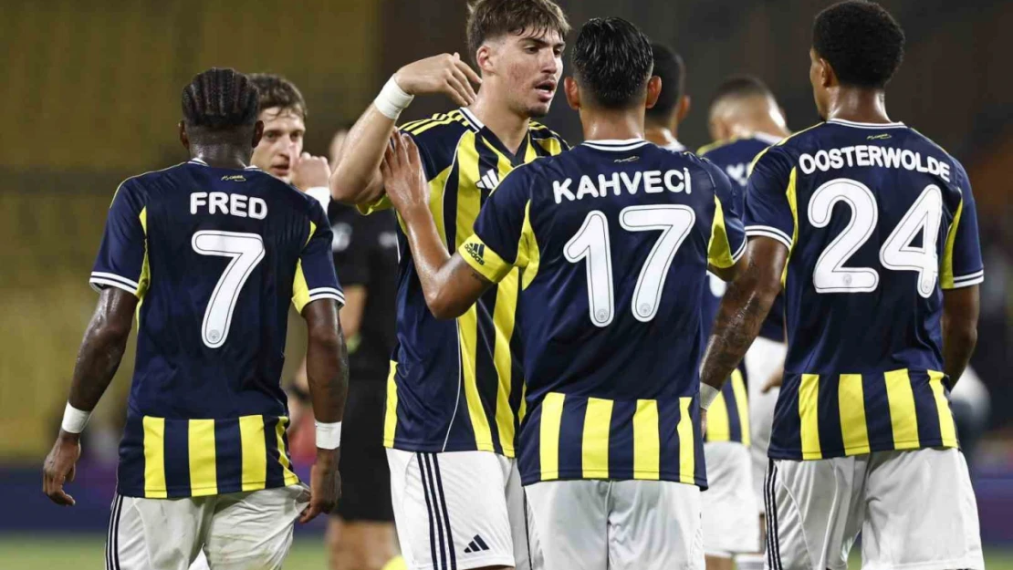 Fenerbahçe, UEFA'ya listesini bildirdi