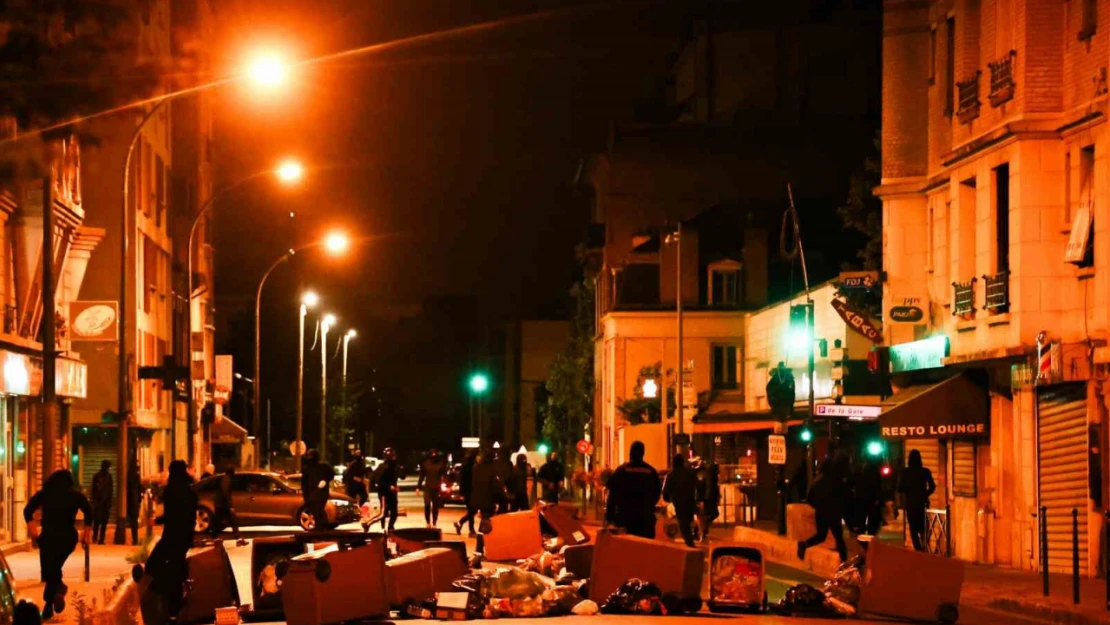 Fransa'da silah mağazası yağmalandı, av tüfekleri çalındı