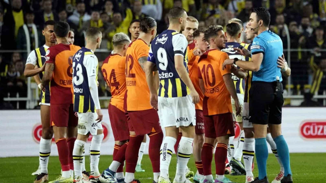 Galatasaray - Fenerbahçe derbisinde Arda Kardeşler düdük çalacak