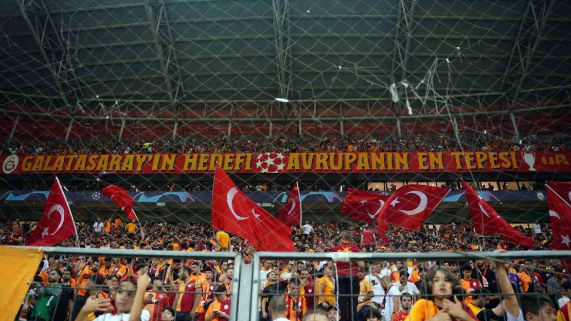 Galatasaray - Molde maçını 47 bin 845 seyirci izledi