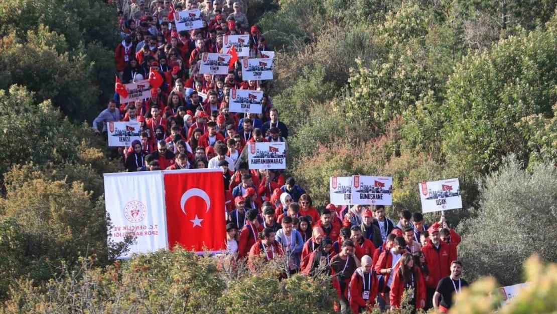 Gençlik ve Spor Bakanlığı'ndan 57. alaya vefa yürüyüşü