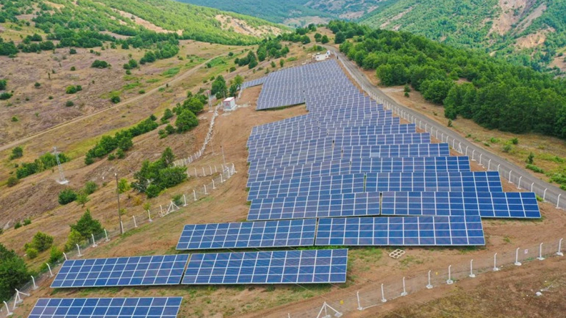 Güneş enerjisi kurulu gücü 8 bin 835 megavata ulaştı