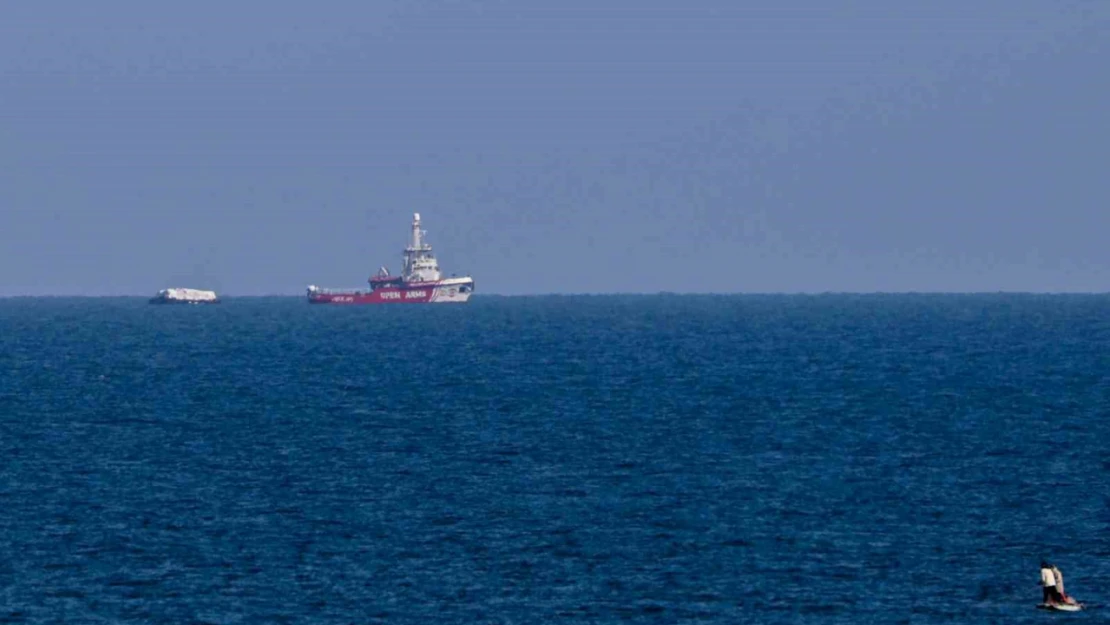 Güney Kıbrıs'tan yola çıkan yardım gemisi Gazze kıyılarına ulaştı