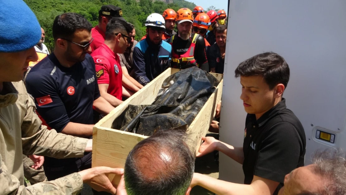 Sera Gölü'nde Acı Son: Sele Kapılan Şahsın Cansız Bedeni 6 Gün Sonra Bulundu