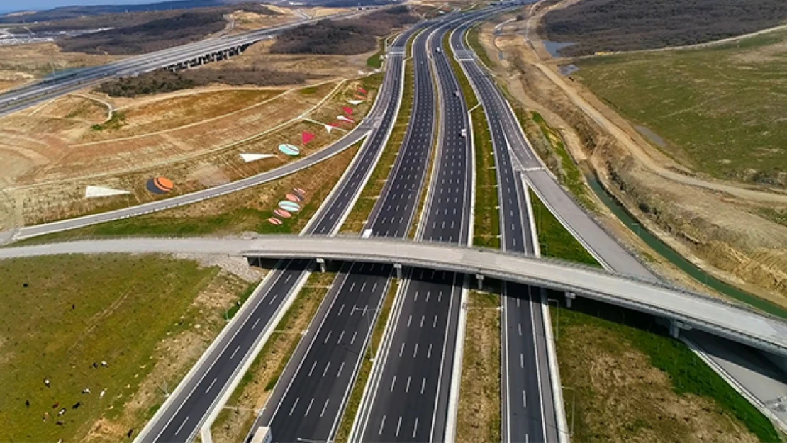 Hazine ve Maliye Bakanlığından 'otoyol ve köprülerin satılması' iddialarıyla ilgili açıklama